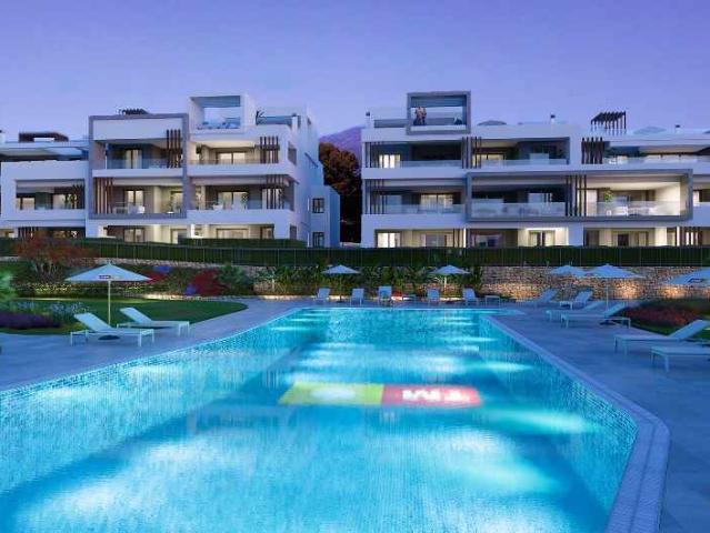 Apartamento en venta en Barriada Islas Canarias, Costa del Sol Occidental