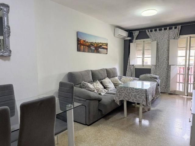 Apartamento en venta en Sevilla, Andalucía