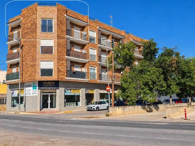 Apartamento en venta en el Pinós / Pinoso, Alacant / Alicante