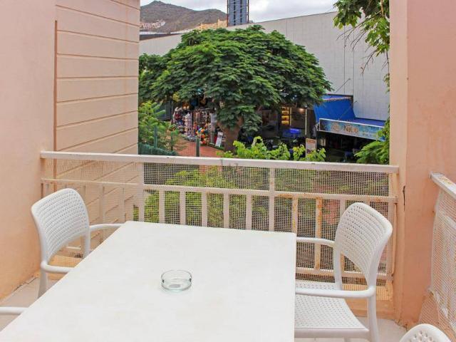 Apartamento en venta en La Postura, Adeje