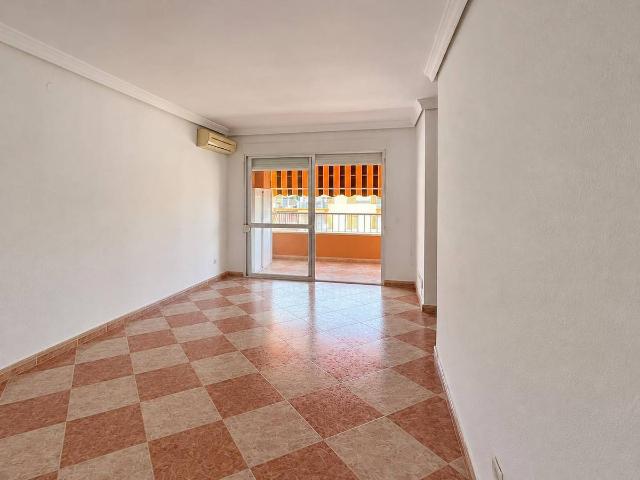Apartamento en venta en Capuchinos, Vélez-Málaga
