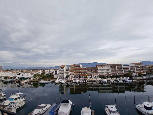 Apartamento en venta en Castelló D'empúries, Girona