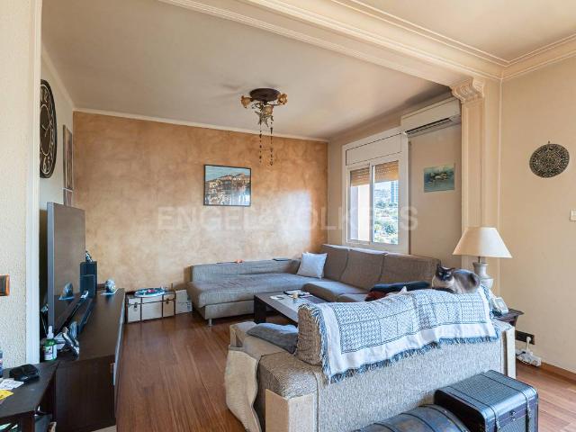 Apartamento en venta en L'hospitalet De Llobregat, Centre