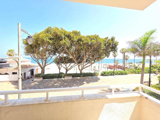 Apartamento en venta en Estepona, Barriada Blas Infante Apartamento en venta en Estepona, Barriada Blas Infante