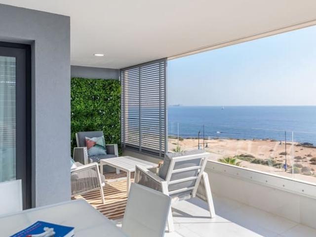 Apartamento en venta en Punta Prima