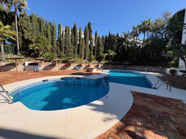 Apartamento en venta en Centro, Costa del Sol Occidental