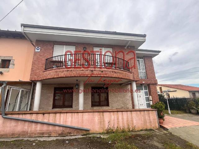 Apartamento en venta en Hoz de Anero, Ribamontán Al Monte