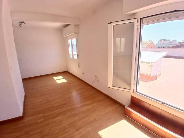 Apartamento en venta en Centrevila, Garraf