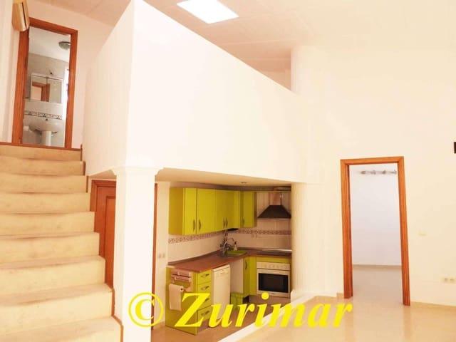Apartamento en venta en Roquetas De Mar, Andalucía