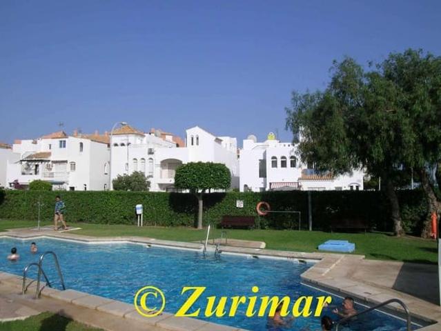 Apartamento en venta en Roquetas De Mar, Andalucía