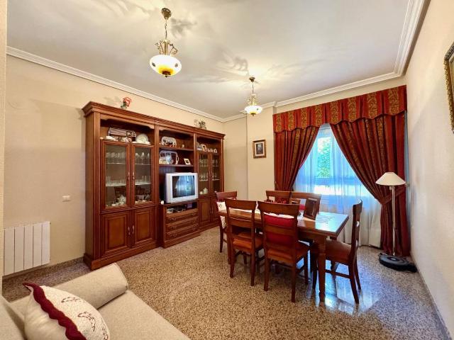 Apartamento en venta en Santiago, Cáceres