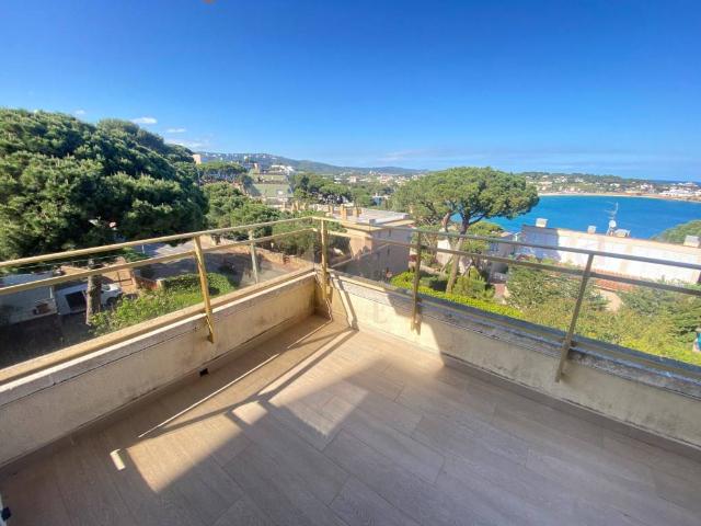 Apartamento en venta en Castell-platja D'aro