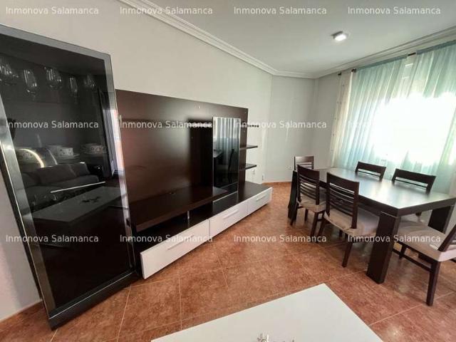 Apartamento en venta en Carbajosa De La Sagrada, Castilla y León