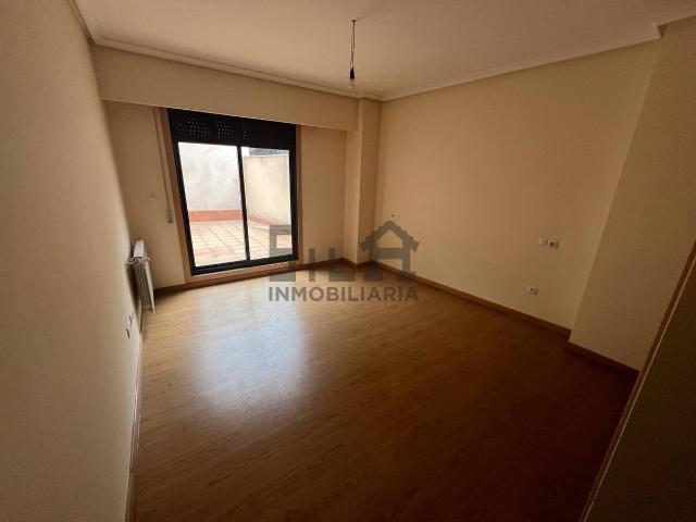Apartamento en venta en San Cibrao Das Viñas, A Lagoa