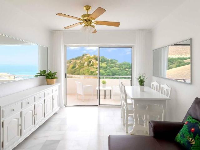 Apartamento en venta en La Postura, Adeje