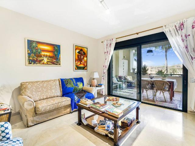 Apartamento en venta en Centro, Costa del Sol Occidental