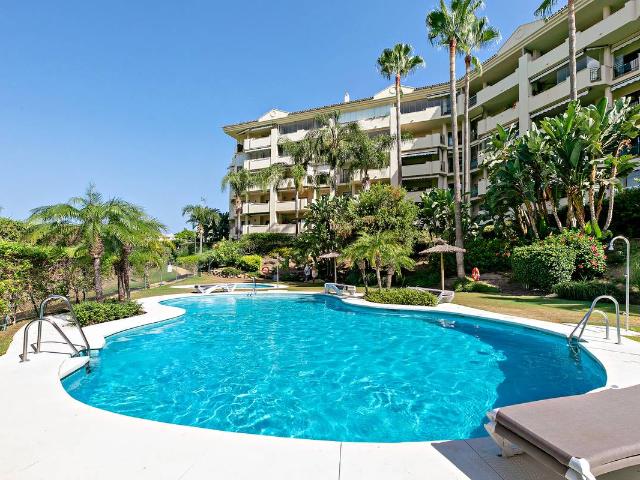 Apartamento en venta en Centro, Costa del Sol Occidental