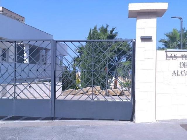 Apartamento en alquiler en Nueva Alcaidesa, Campo de Gibraltar
