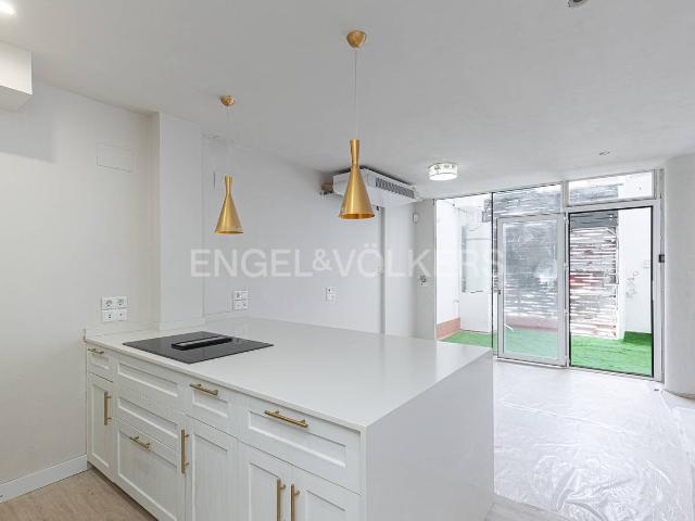 Apartamento en venta en L'hospitalet De Llobregat, Centre