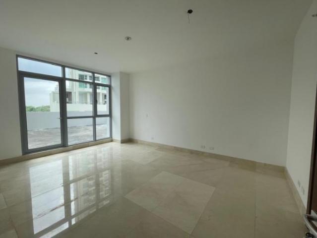 Apartamento en venta en santa maría, panamá