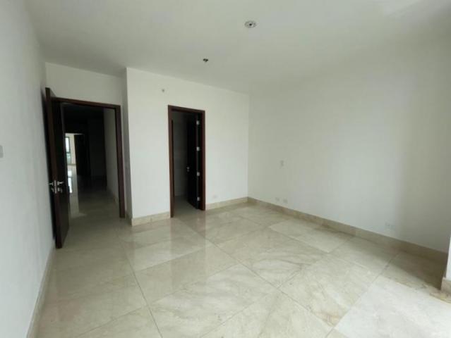 Apartamento en venta en santa maría, panamá