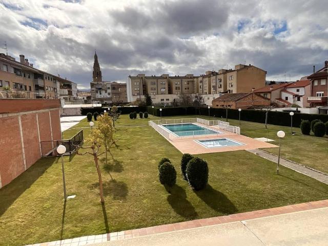 Apartamento en venta en Santo Domingo De La Calzada, La Rioja