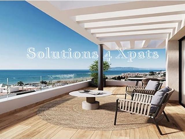 Apartamento en venta en Torre de Benagalbón, La Axarquía