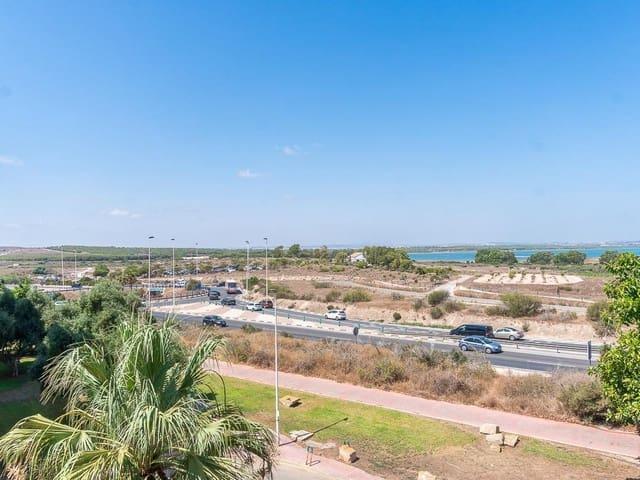 Apartamento en venta en La Mata, Torrevieja