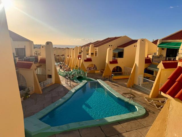 Apartamento en venta en La Postura, Adeje