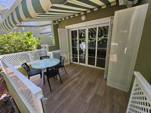 Apartamento en venta en La Postura, Adeje