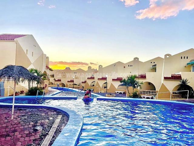 Apartamento en venta en La Postura, Adeje