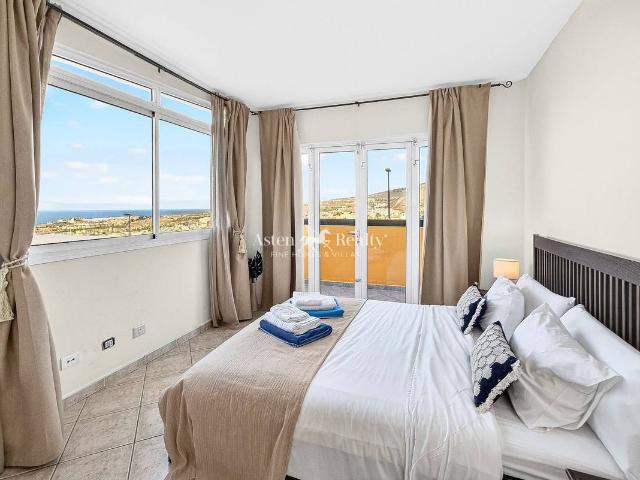 Apartamento en venta en La Postura, Adeje