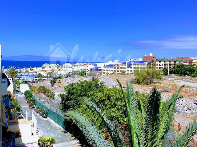 Apartamento en venta en La Postura, Adeje