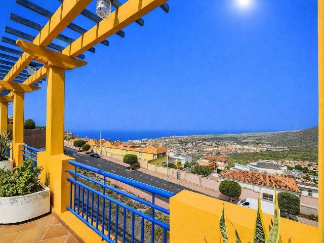 Apartamento en venta en La Postura, Adeje