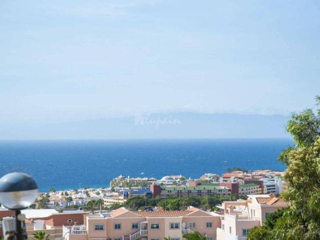 Apartamento en venta en La Postura, Adeje