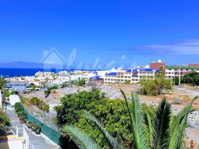 Apartamento en venta en San Eugenio Bajo, Adeje