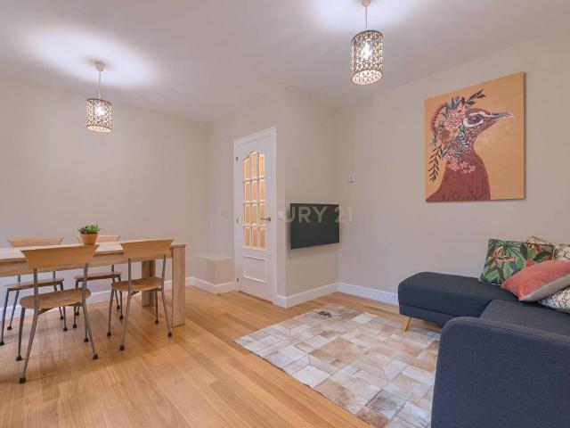 Apartamento en venta en Ibaiondo, Bilbao