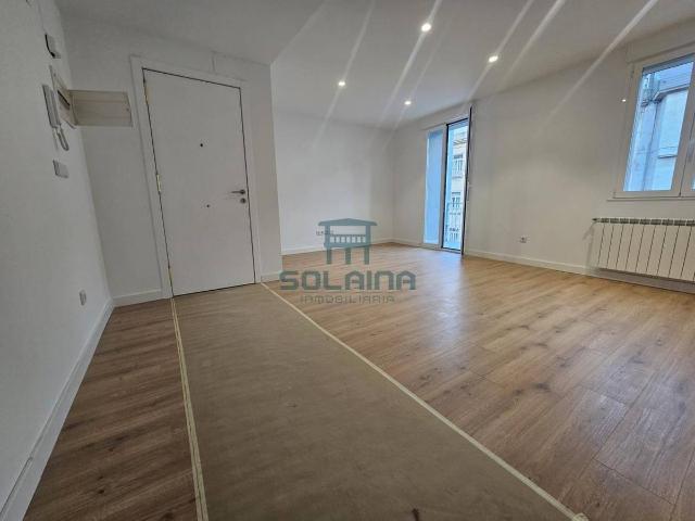 Apartamento en venta en Ourense