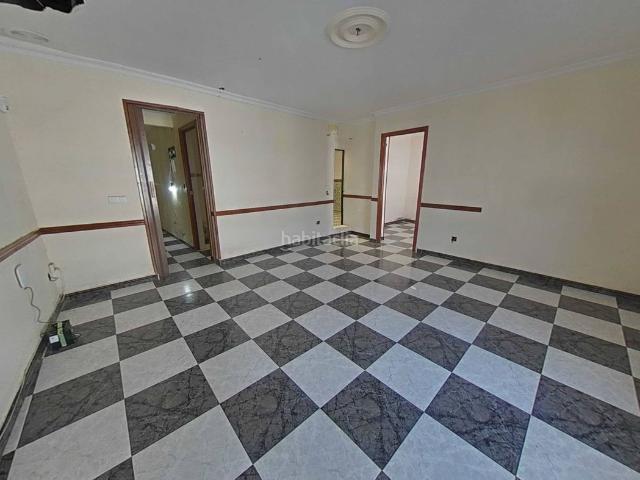 Apartamento en venta en Utrera, Andalucía