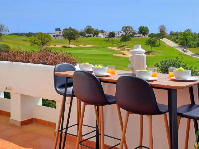 Apartamento en venta en Barriada Islas Canarias, Costa del Sol Occidental