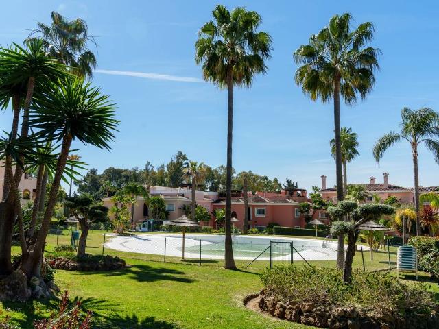Apartamento en venta en Estepona, Barriada Blas Infante