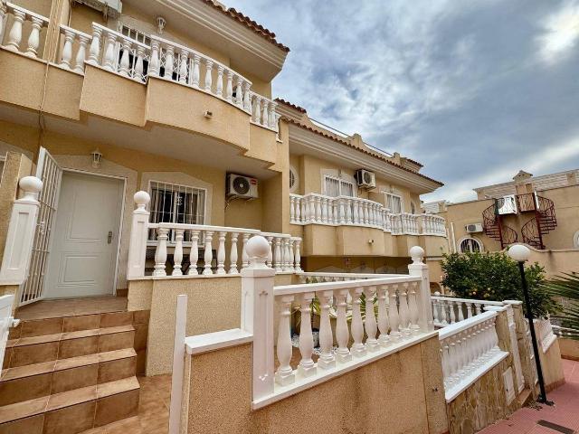 Apartamento en venta en Obispo Rocamora, el Baix Segura / La Vega Baja