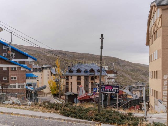 Apartamento en venta en Pradollano, Monachil