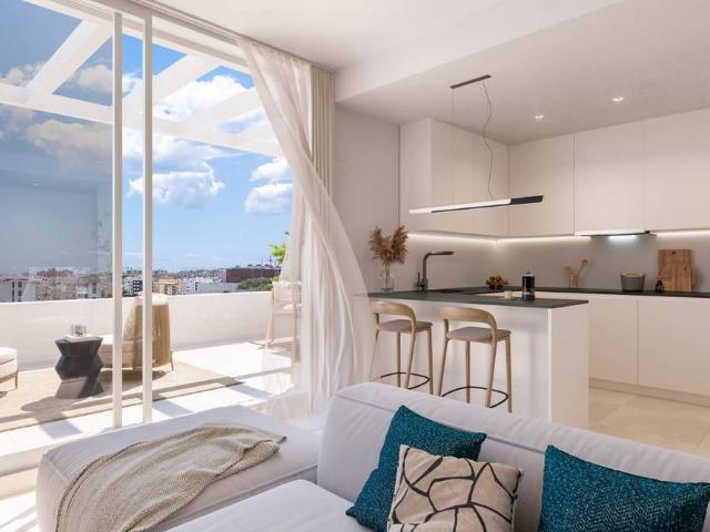 Apartamento en venta en Barriada Islas Canarias, Costa del Sol Occidental