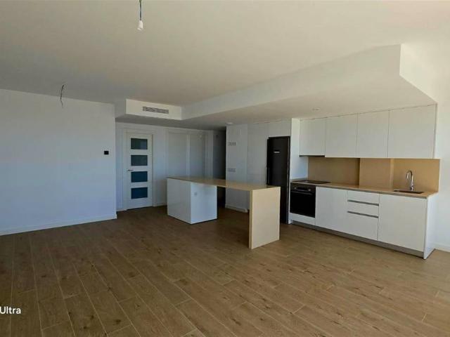 Apartamento en venta en Barriada Islas Canarias, Costa del Sol Occidental