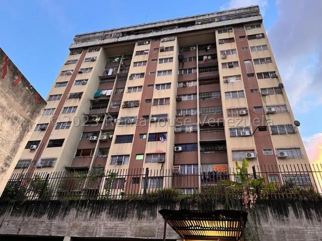 Apartamento en venta en Maracay, Zona Centro