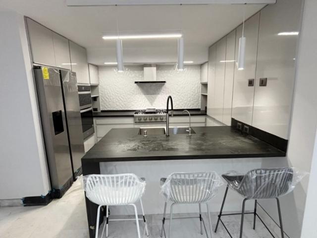 Apartamento en venta en Los Samanes, Bolívar