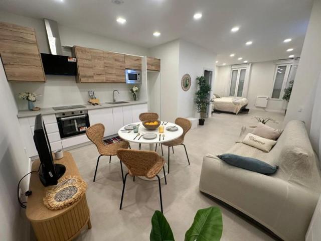 Apartamento en venta en San Blas - Canillejas, Madrid