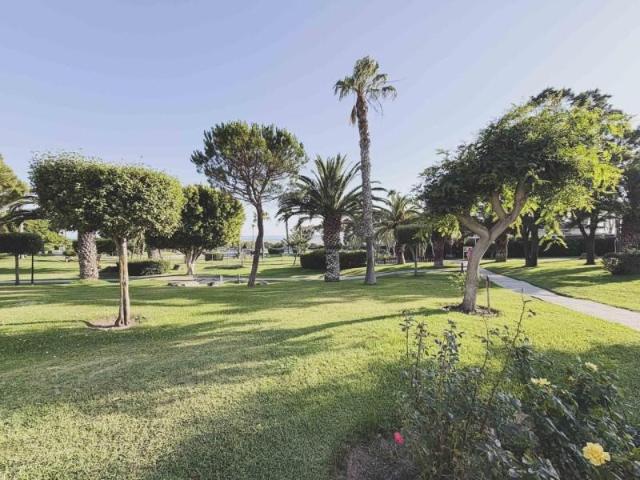 Apartamento en venta en Atlanterra, Campo de Gibraltar