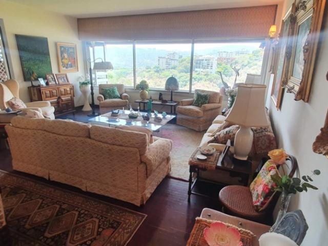 Apartamento en venta en Valle Arriba, Caracas